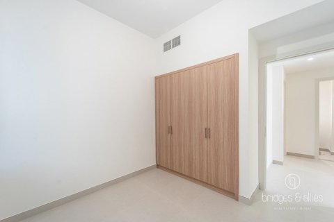 Снять в аренду виллу в Dubai South (Dubai World Central), Дубай: 4 спальни, 252м², № 90913 - фото 11