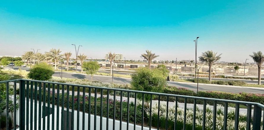 Villa à Dubai, 4 chambres, 262.2 m², № 100211