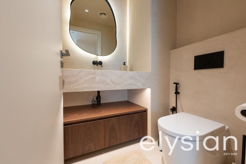 Купить квартиру в Дубай Марине, Дубай: 3 спальни, 215м², № 37886 - фото 12