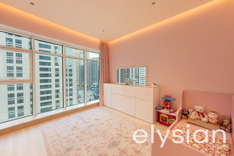 Купить квартиру в Дубай Марине, Дубай: 3 спальни, 215м², № 37886 - фото 4