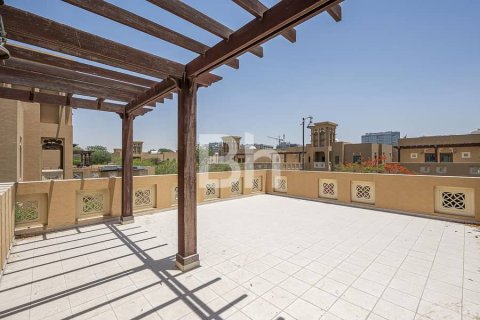 Снять в аренду виллу в Al Furjan, Дубай: 3 спальни, 322м², № 21953 - фото 22