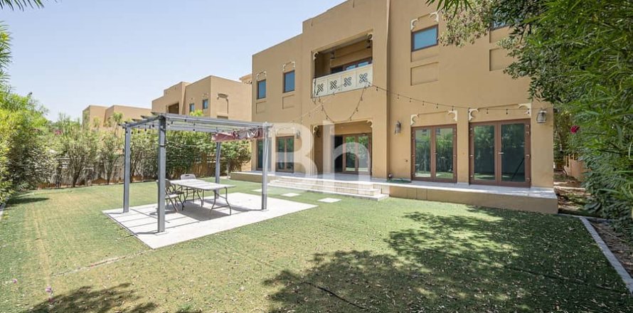 Вилла в Al Furjan, Дубай, 3 спальни, 322м², № 21953