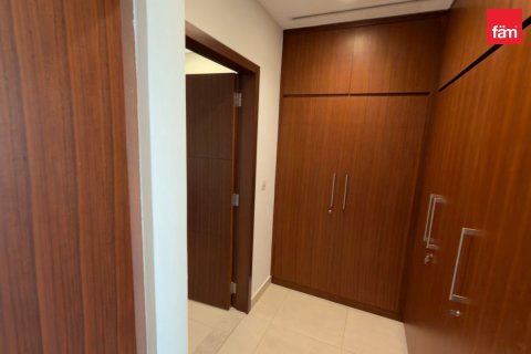 Appartement à The Hills, Dubai, 3 chambres, 128.5 m², № 124262 - photo 15