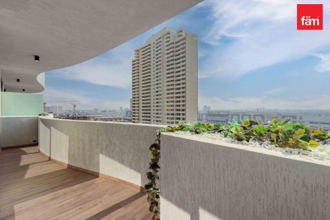 Квартира в Дубае, 1 спальня, 102.1м², № 109246