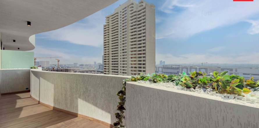 Квартира в Дубае, 1 спальня, 102.1м², № 109246