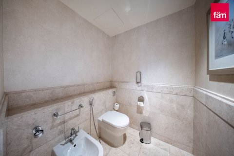 Apartment in DIFC, Dubai 1 bedroom, 84 sq.m. № 109249 - photo 5