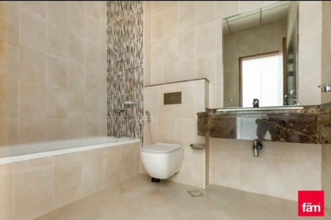 Снять в аренду виллу в Умм-Сукейме, Дубай: 4 спальни, 265.1м², № 69362 - фото 12