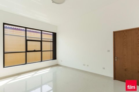 Снять в аренду виллу в Умм-Сукейме, Дубай: 4 спальни, 265.1м², № 69362 - фото 9