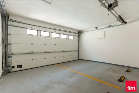 Снять в аренду виллу в Умм-Сукейме, Дубай: 4 спальни, 265.1м², № 69362 - фото 14