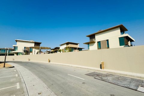 Villa en Dubai, 4 dormitorios, 479.6 m², № 69364 - foto 7