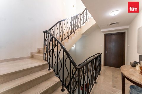 Adosado en Dubai, 5 dormitorios, 158.9 m², № 69361 - foto 7