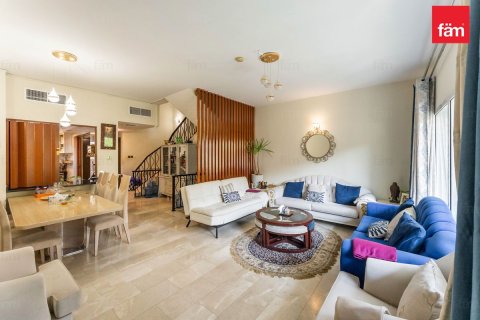 Adosado en Dubai, 5 dormitorios, 158.9 m², № 69361 - foto 4