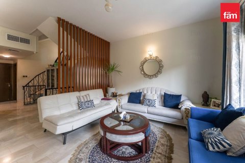 Adosado en Dubai, 5 dormitorios, 158.9 m², № 69361 - foto 2