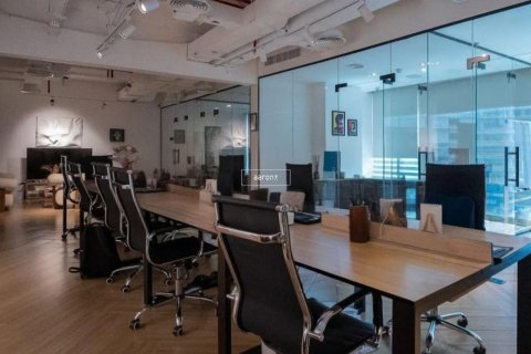 Oficina en Business Bay, Dubai, 141.8 m², № 54830 - foto 2