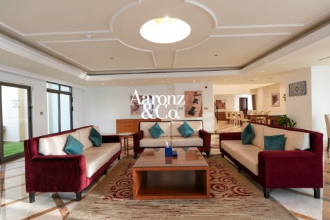 شقة في مساكن شاطئ جميرا, دبي 4 غرف نوم, 638 م² رقم 135074