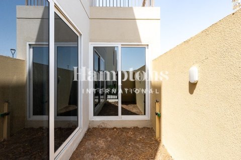 Снять в аренду квартиру в Dubai South (Dubai World Central), Дубай: 3 спальни, 210.40021119м², № 135071 - фото 21