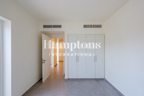 Снять в аренду квартиру в Dubai South (Dubai World Central), Дубай: 3 спальни, 210.40021119м², № 135071 - фото 3