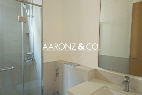 Villa in Al Furjan, Dubai 4 bedrooms, 384.2 sq.m. № 78409 - photo 11