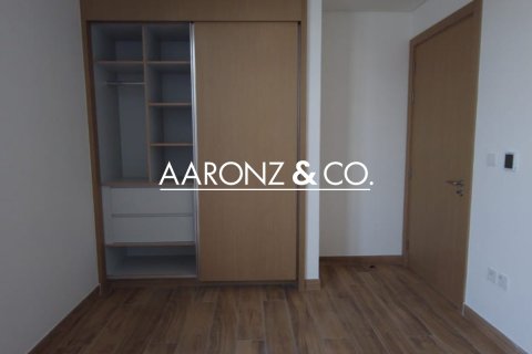 Villa in Al Furjan, Dubai 4 bedrooms, 384.2 sq.m. № 78409 - photo 5