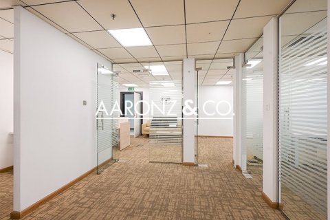 Office in Jumeirah Lake Towers, Dubai 156.9 sq.m. № 78408 - photo 9