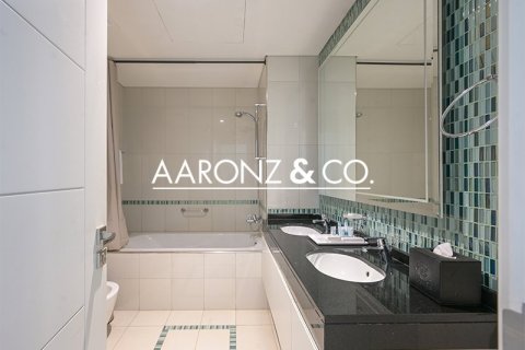 Appartement à Dubai Marina, Dubai, 3 chambres, 180.9 m², № 78417 - photo 6