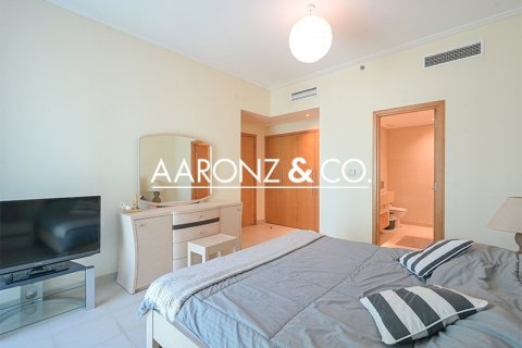 Снять в аренду квартиру в Дубай Марине, Дубай: 2 спальни, 134.1м², № 78419 - фото 7