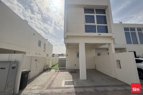 Townhouse in Dubai 3 bedrooms, 174.8 sq.m. № 50799 - photo 1