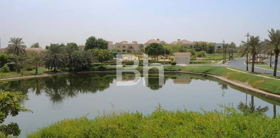 Villa à Jumeirah Islands, Dubai, 4 chambres, 491 m², № 57094