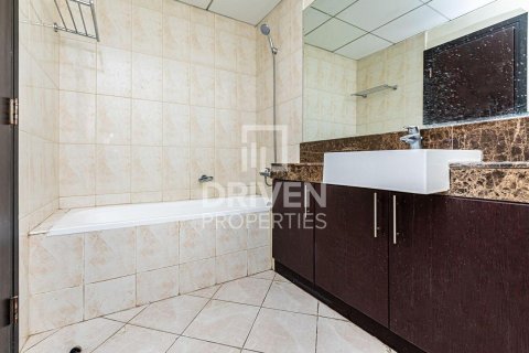 Apartment in Jumeirah Village Circle, Dubai 3 bedrooms, 218 sq.m. № 87112 - photo 9