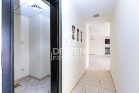 Apartment in Jumeirah Village Circle, Dubai 3 bedrooms, 218 sq.m. № 87112 - photo 6