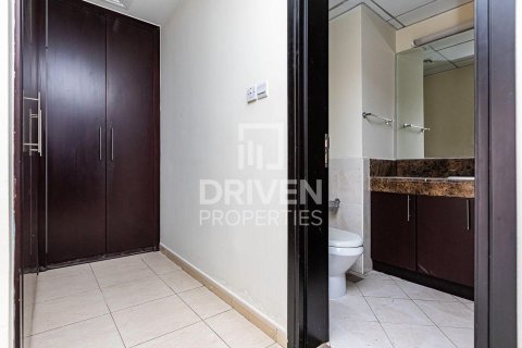 Apartment in Jumeirah Village Circle, Dubai 3 bedrooms, 218 sq.m. № 87112 - photo 11