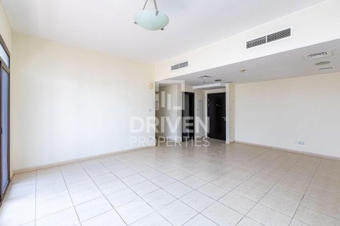Apartment in Jumeirah Village Circle, Dubai 3 bedrooms, 218 sq.m. № 87112 - photo 2