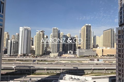 Oficina en Jumeirah Lake Towers, Dubai, 105 m², № 83174 - foto 13