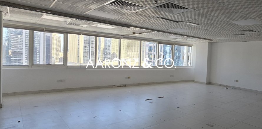 Oficina en Jumeirah Lake Towers, Dubai, 105 m², № 83174