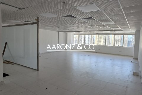Oficina en Jumeirah Lake Towers, Dubai, 105 m², № 83174 - foto 2