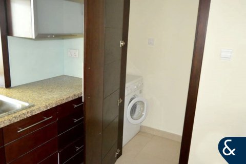 Снять в аренду квартиру в Даунтаун Дубай (Даунтаун Бурдж Дубай), Дубай: 2 спальни, 121м², № 79422 - фото 15