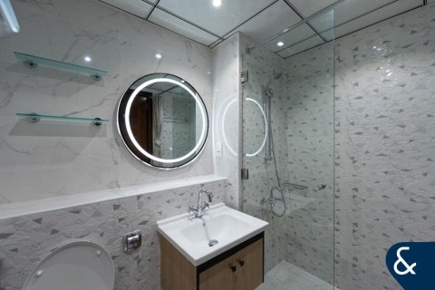 Снять в аренду квартиру в Дубай Марине, Дубай: 3 спальни, 213м², № 79424 - фото 8