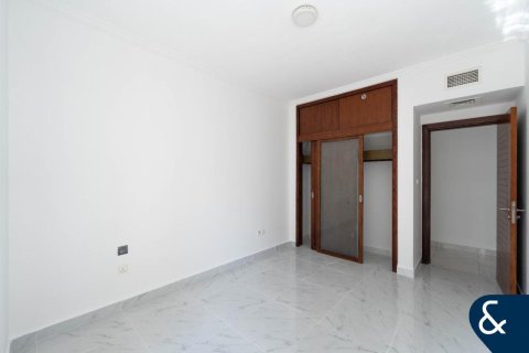 Снять в аренду квартиру в Дубай Марине, Дубай: 3 спальни, 213м², № 79424 - фото 3