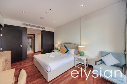 Apartamento en Palm Jumeirah, Dubai, 1 dormitorio, 107 m², № 37927 - foto 7