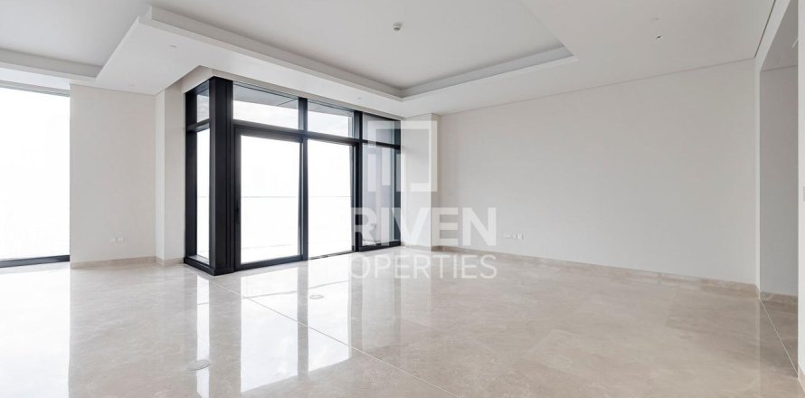 Apartamento en Opera District, Downtown Dubai (Downtown Burj Dubai), Dubai, 4 dormitorios, 492.39 m², № 125355