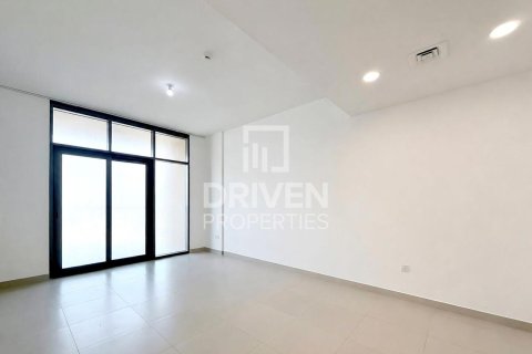 Appartement à Bellevue Towers, Downtown Dubai (Downtown Burj Dubai), Dubai, 2 chambres, 120.03 m², № 125352