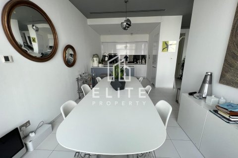 Apartment in DIFC, Dubai 2 bedrooms, 171 sq.m. № 121441 - photo 6