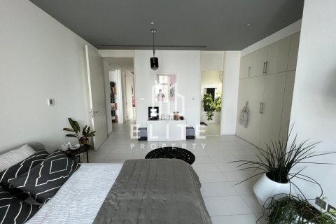 Apartment in DIFC, Dubai 2 bedrooms, 171 sq.m. № 121441 - photo 15