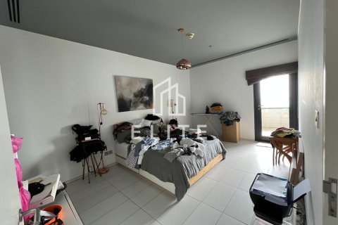 Apartment in DIFC, Dubai 2 bedrooms, 171 sq.m. № 121441 - photo 17