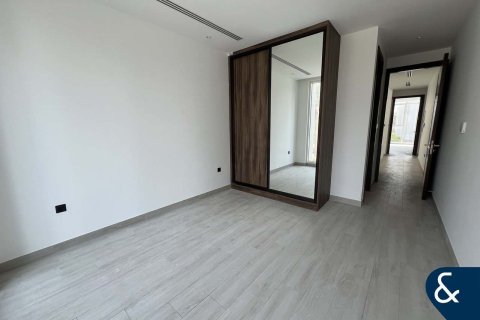 Villa in Jumeirah Village Circle, Dubai 4 bedrooms, 189 sq.m. № 76406 - photo 13