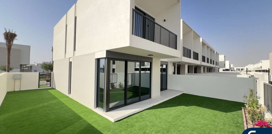 Townhouse in Town Square, Dubai 4 bedrooms, 271 sq.m. № 76404