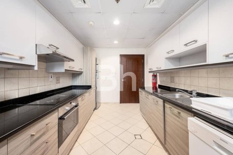 Снять в аренду апартаменты в отеле в Дубай Марине, Дубай: 2 спальни, 122м², № 23254 - фото 13