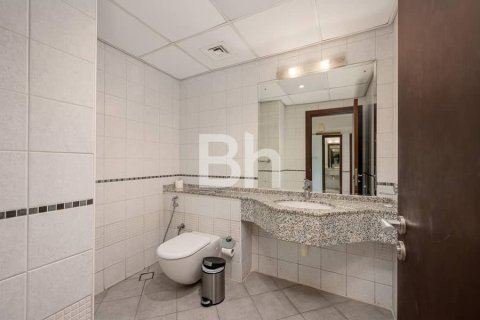 Снять в аренду квартиру в Дубай Марине, Дубай: 2 спальни, 195м², № 23257 - фото 17