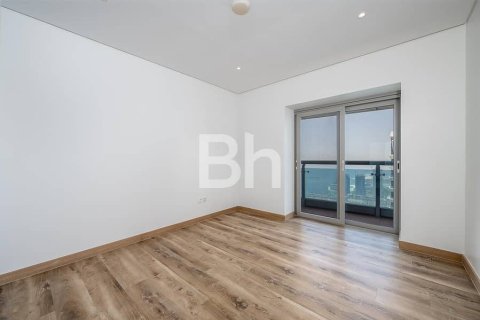 Apartment in Dubai Marina, Dubai 4 bedrooms, 295 sq.m. № 23255 - photo 7