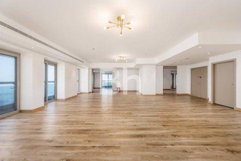 Apartment in Dubai Marina, Dubai 4 bedrooms, 295 sq.m. № 23255 - photo 18